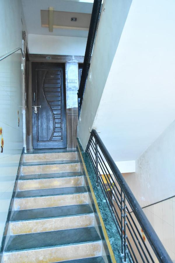 Hotel Temple Sai เชอร์ดี ภายนอก รูปภาพ